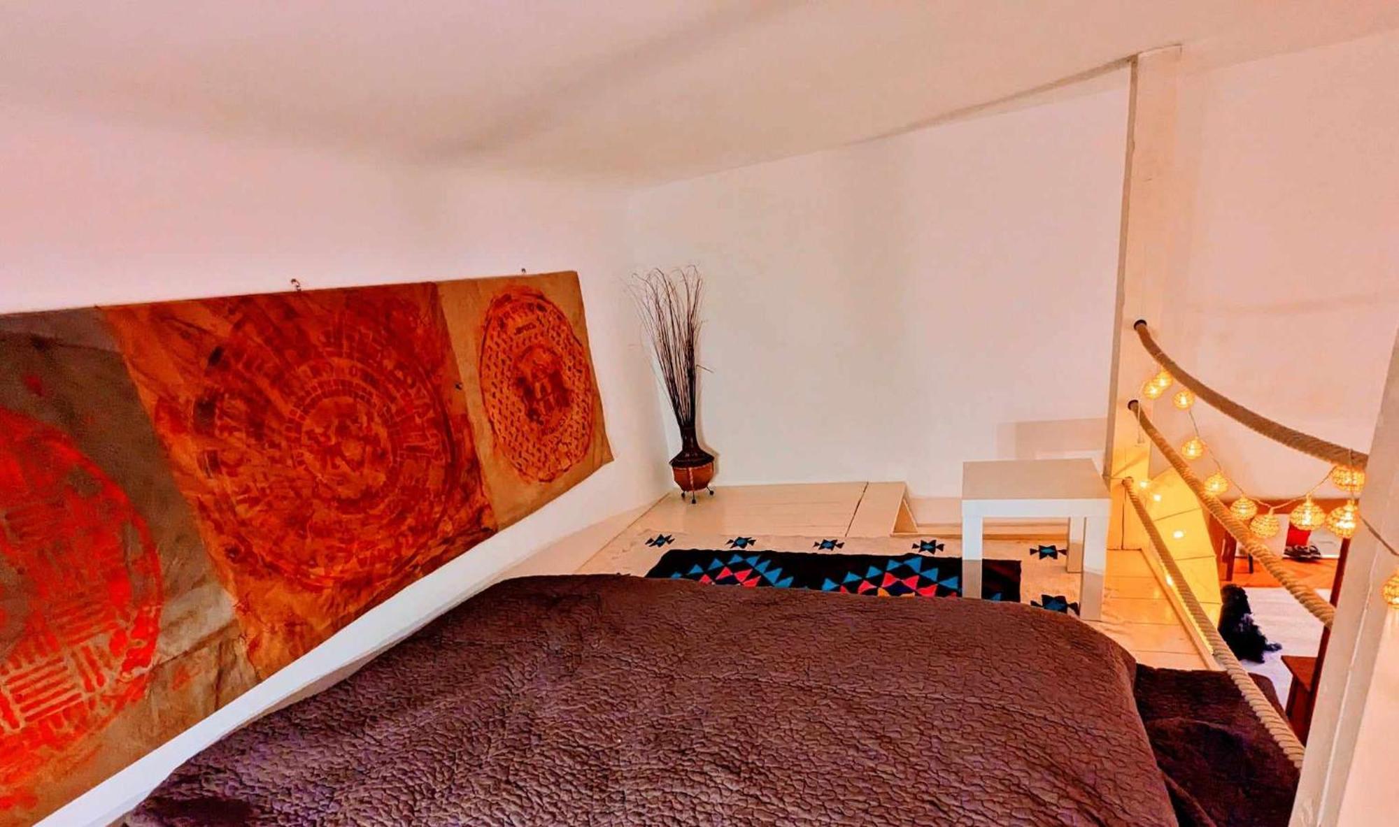 Gallery Flat In Party District Budapest Esterno foto